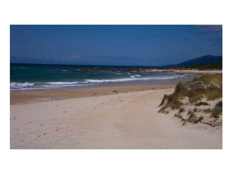 9 Lade Court, Beaumaris TAS 7215