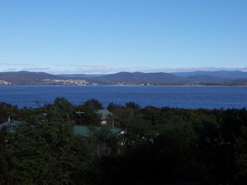 15 Cannell Place, Akaroa TAS 7216
