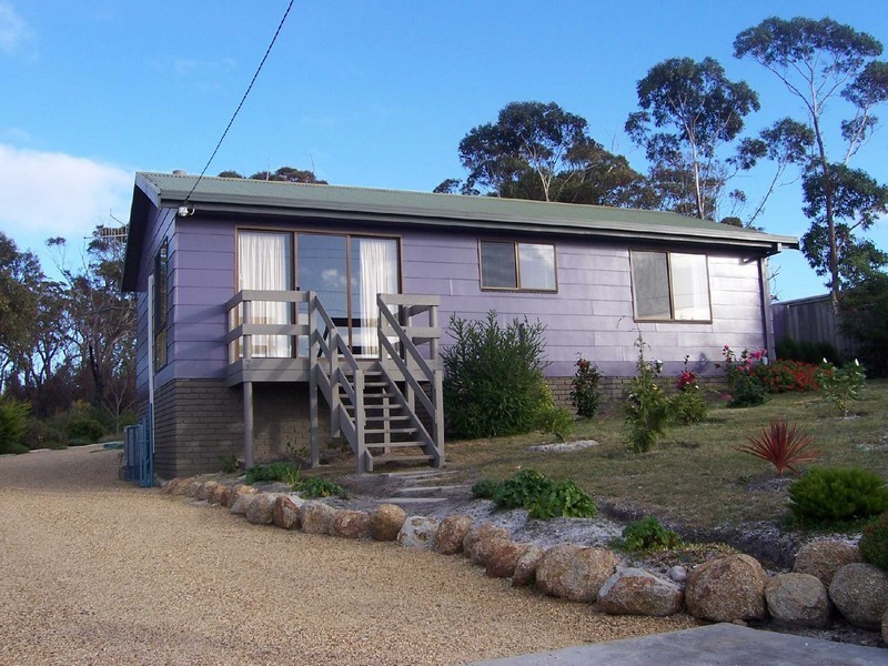 7 Targett street, Scamander TAS 7215