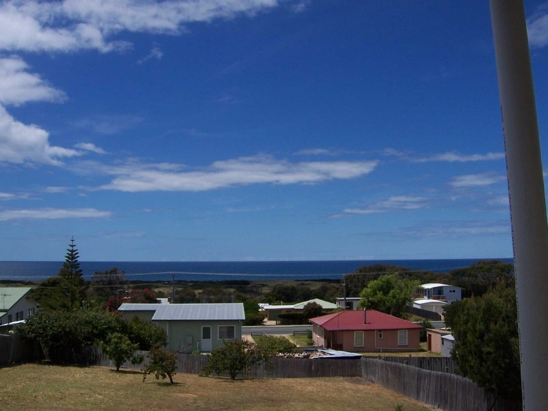 4 Targett Street, Scamander TAS 7215