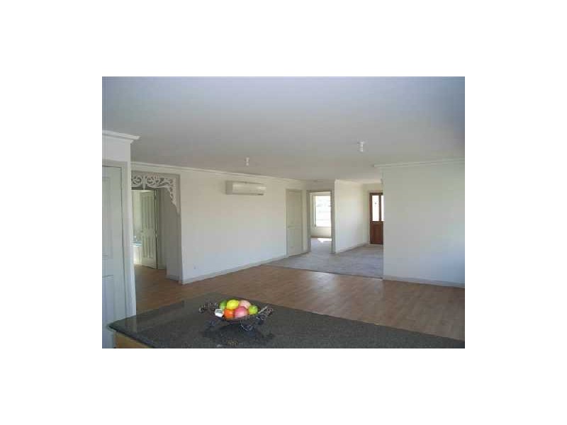 9 Heather Place, St Helens TAS 7216