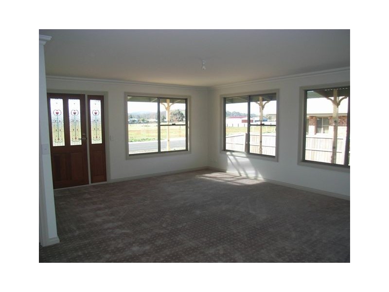 9 Heather Place, St Helens TAS 7216