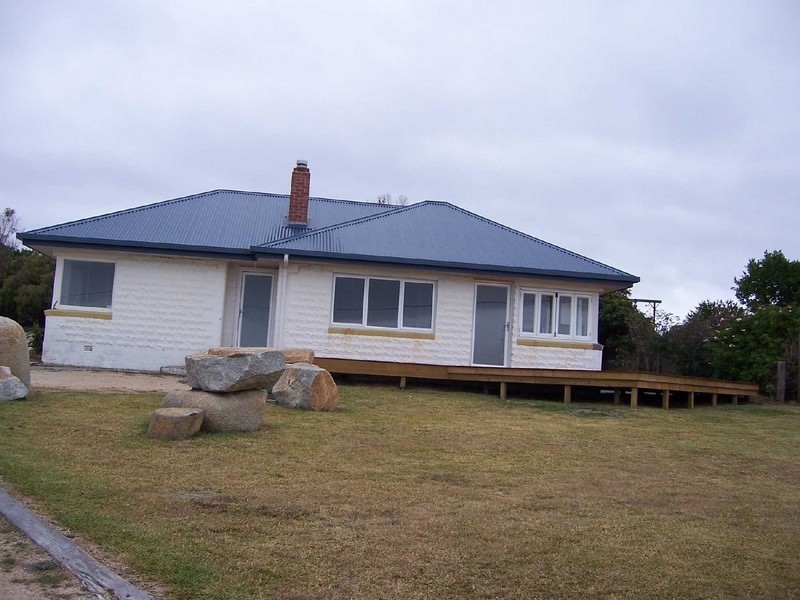 137 Tasman Highway, Beaumaris TAS 7215