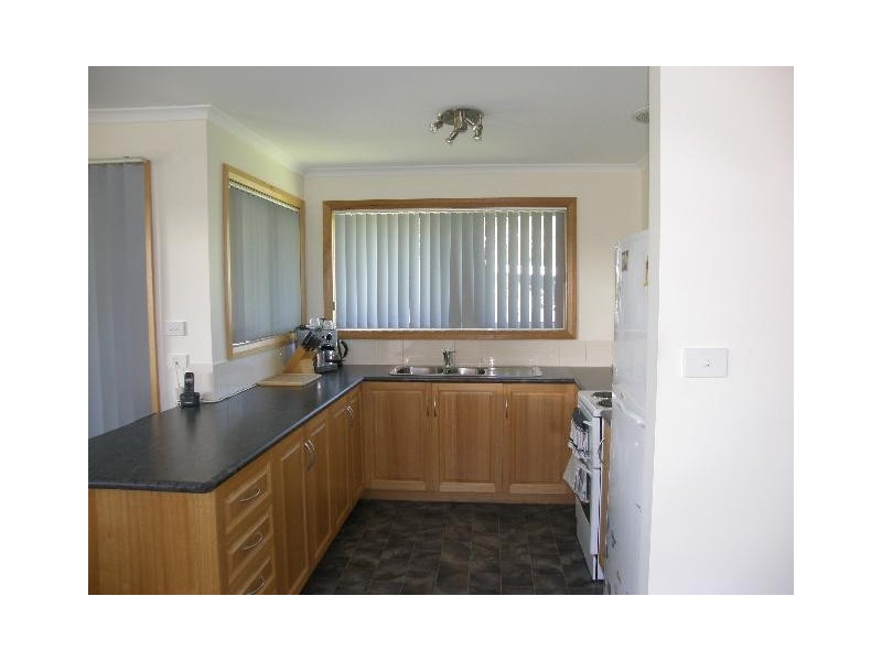 2/7  Heather Place, St Helens TAS 7216