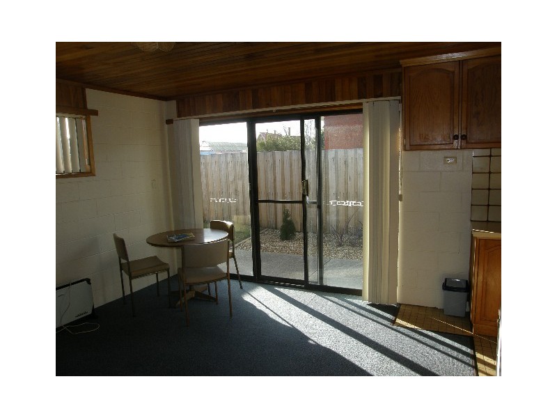 2/6 Groom Street, St Helens TAS 7216