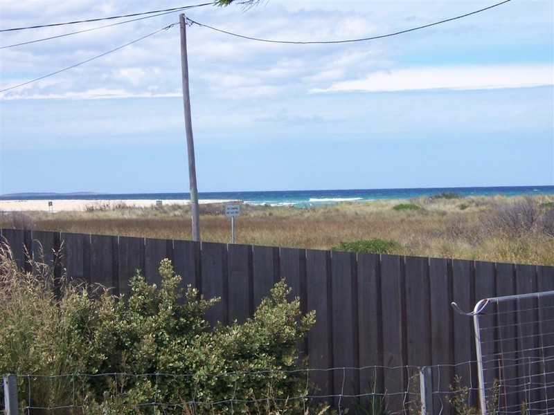 6a Dune Street, Scamander TAS 7215