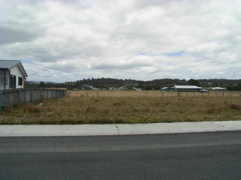 11 Palm Court, St Helens TAS 7216