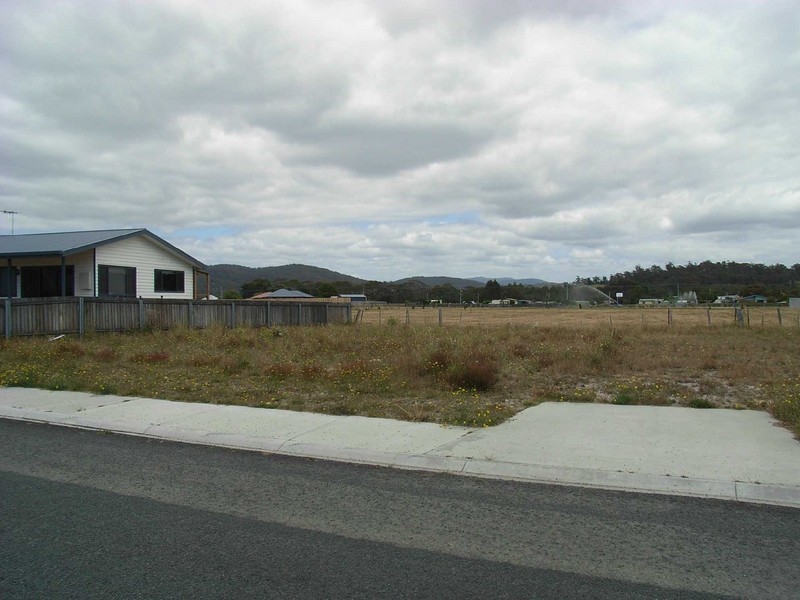 11 Palm Court, St Helens TAS 7216