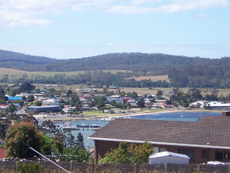 63  Lawry Heights, St Helens TAS 7216