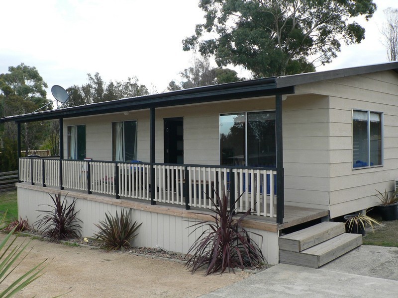 13 Upper Scamander Road, Scamander TAS 7215