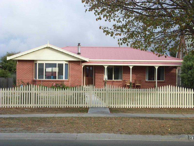 37 Tully Street, St Helens TAS 7216