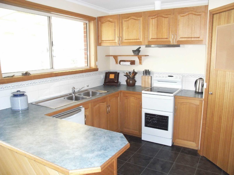 37 Tully Street, St Helens TAS 7216