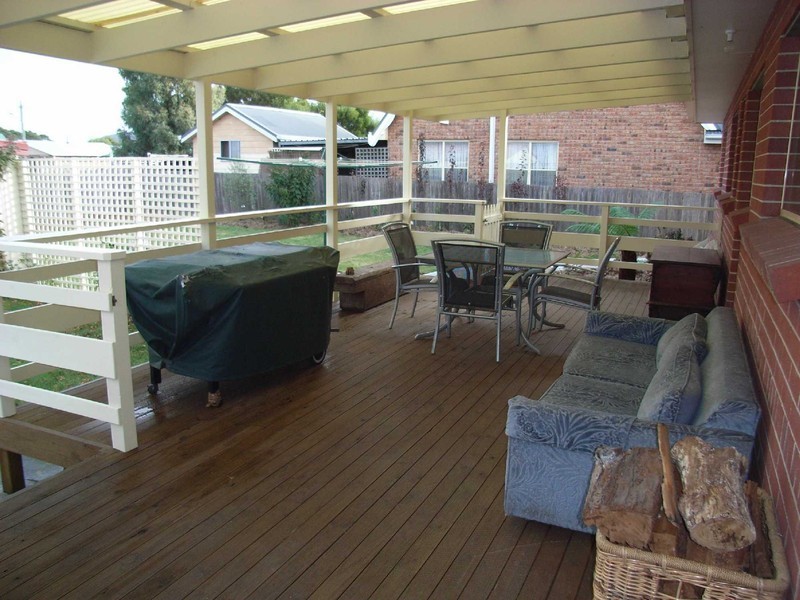 37 Tully Street, St Helens TAS 7216