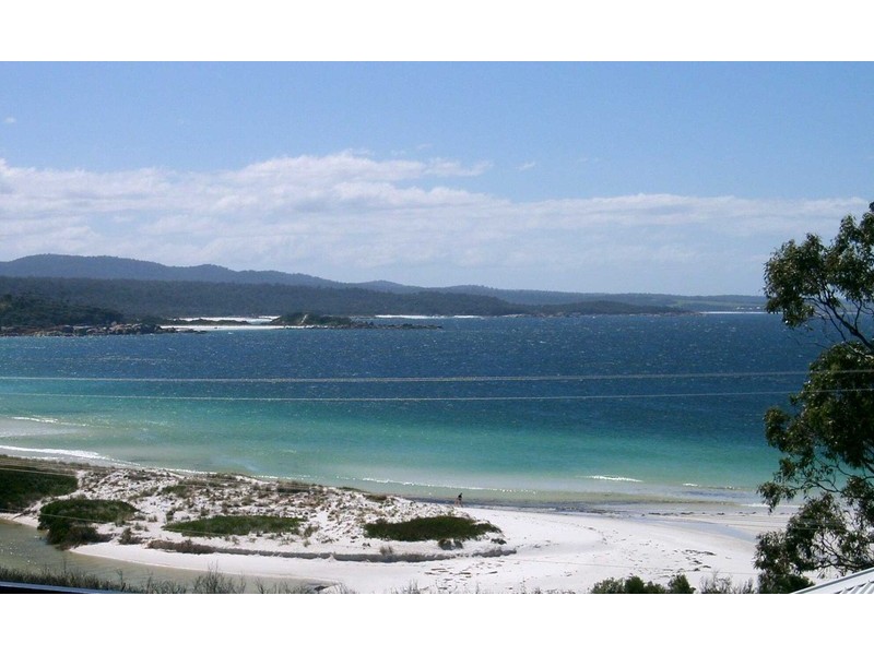 Wedge Court, Binalong Bay TAS 7216