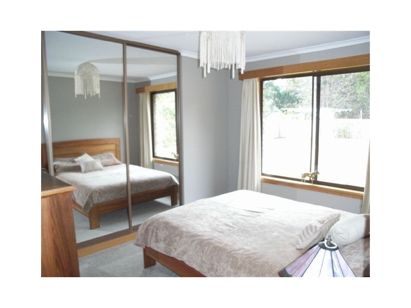 18 Highcrest Ave, Binalong Bay TAS 7216