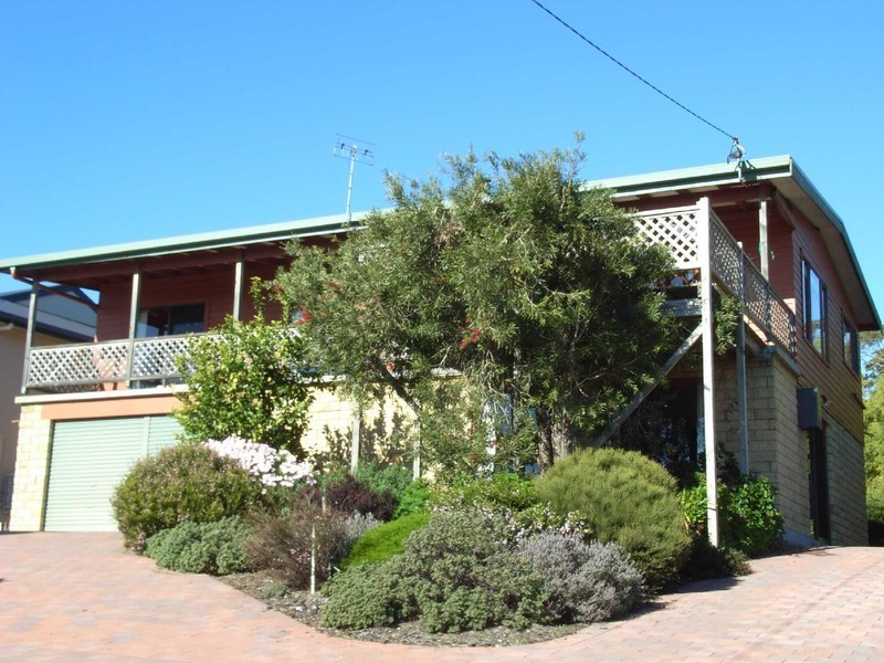 13 Coffey Court, Binalong Bay TAS 7216