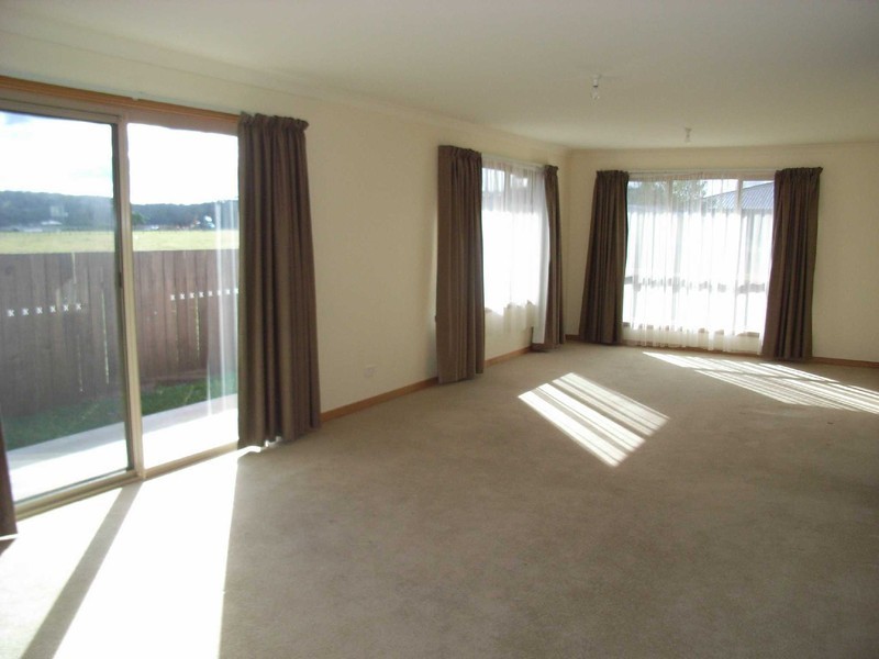 2/28 Tully Street, St Helens TAS 7216