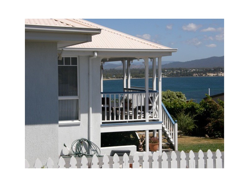 11 Akaroa Ave, Akaroa TAS 7216