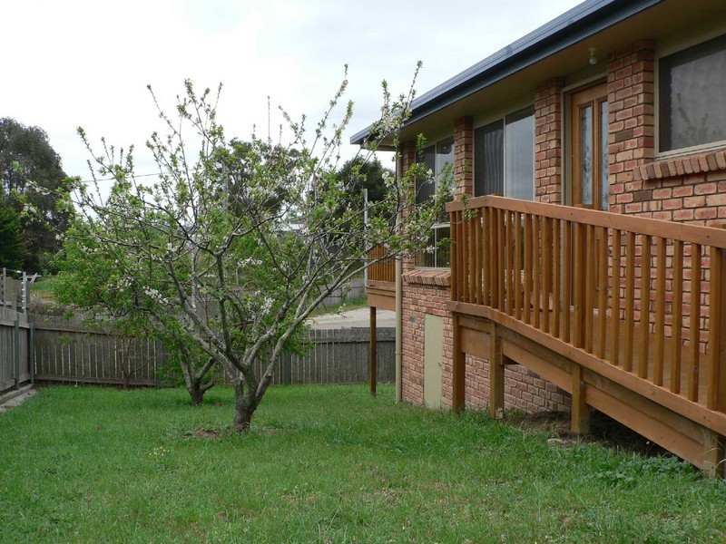 Unit 2/13 Cameron Street, St Helens TAS 7216