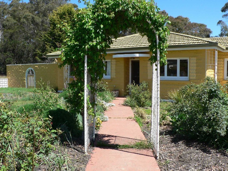 4 Gray Road, St Marys TAS 7215
