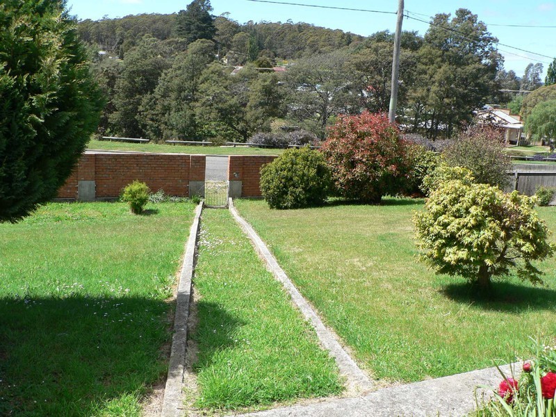 22  Frank Street, St Marys TAS 7215