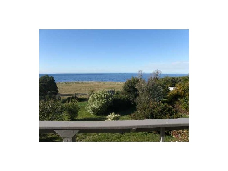 21424 Tasman Highway, Chain Of Lagoons TAS 7215