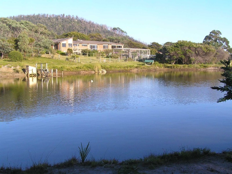 21424 Tasman Highway, Chain Of Lagoons TAS 7215