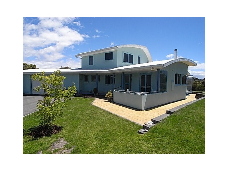 Karaka Close, Akaroa TAS 7216