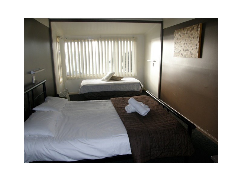 64 Main Road, Binalong Bay TAS 7216