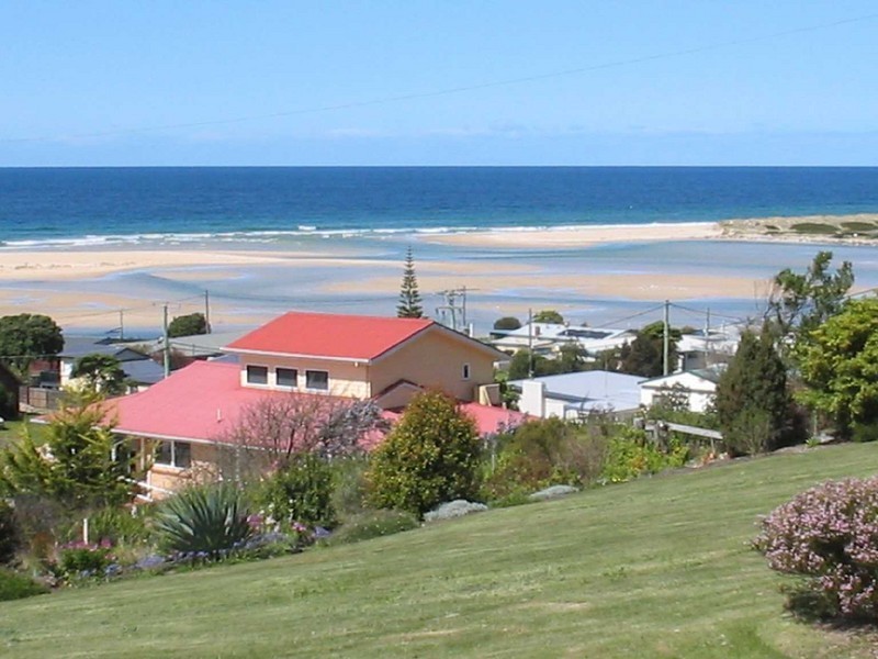 9-11 Thomas Street, Scamander TAS 7215