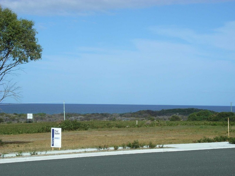 Freshwater Street, Beaumaris TAS 7215