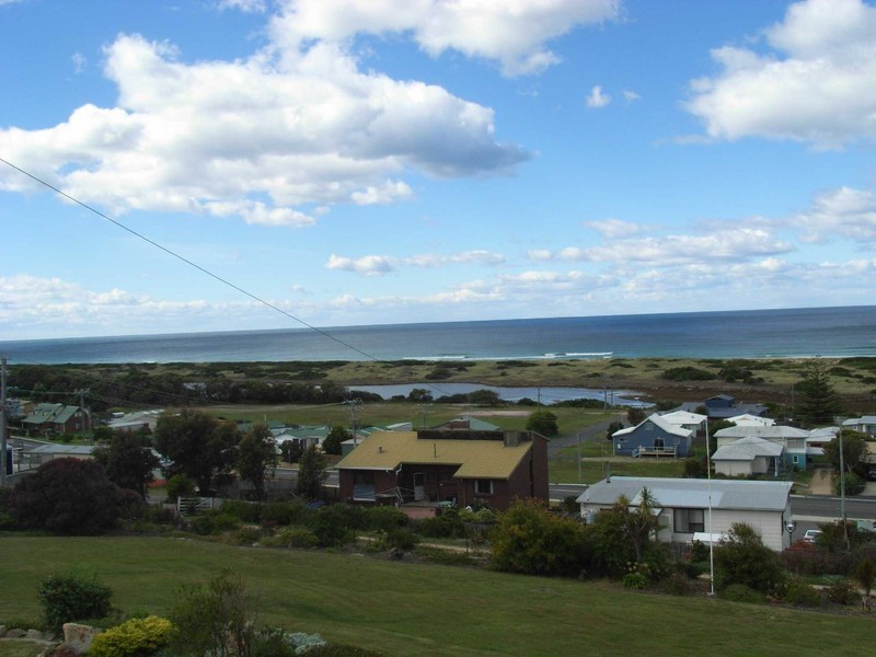 7 Thomas Street, Scamander TAS 7215