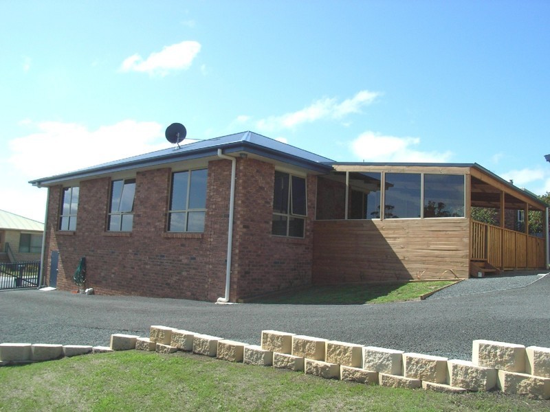 13 Douglas Court, St Helens TAS 7216