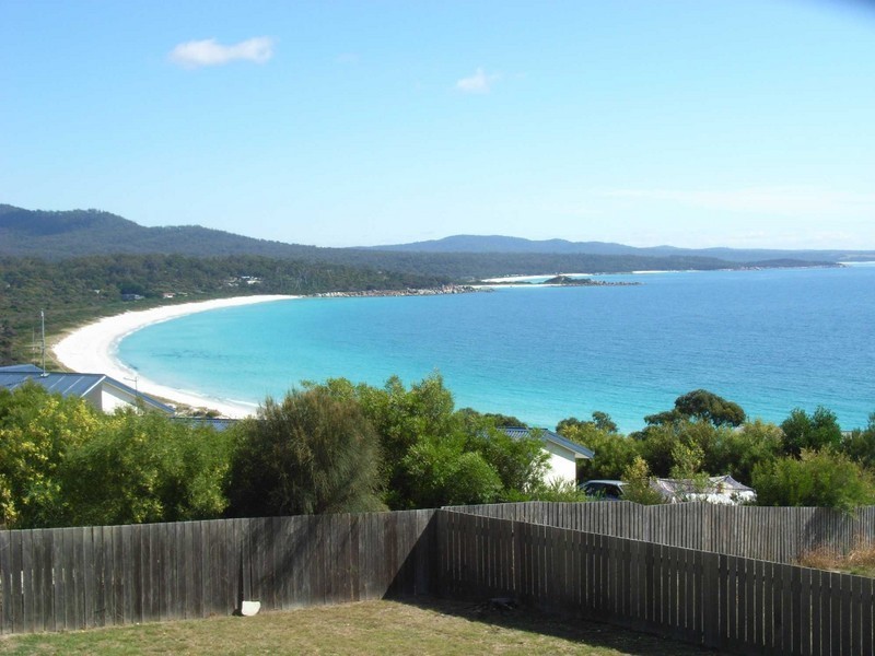 40 Highcrest Ave, Binalong Bay TAS 7216