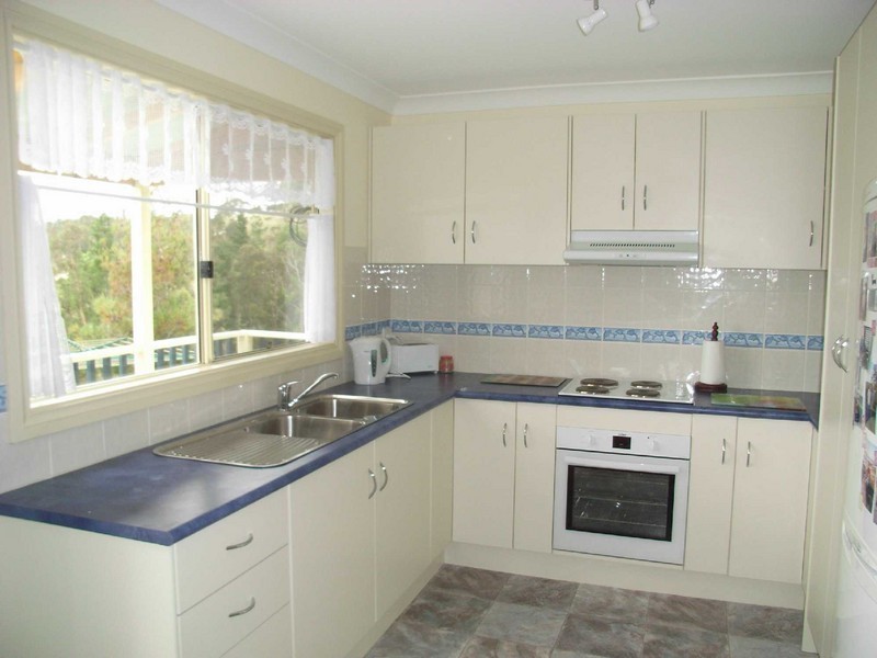 27 Bayvista Rise, St Helens TAS 7216