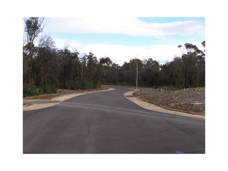 Oberon Place, Scamander TAS 7215