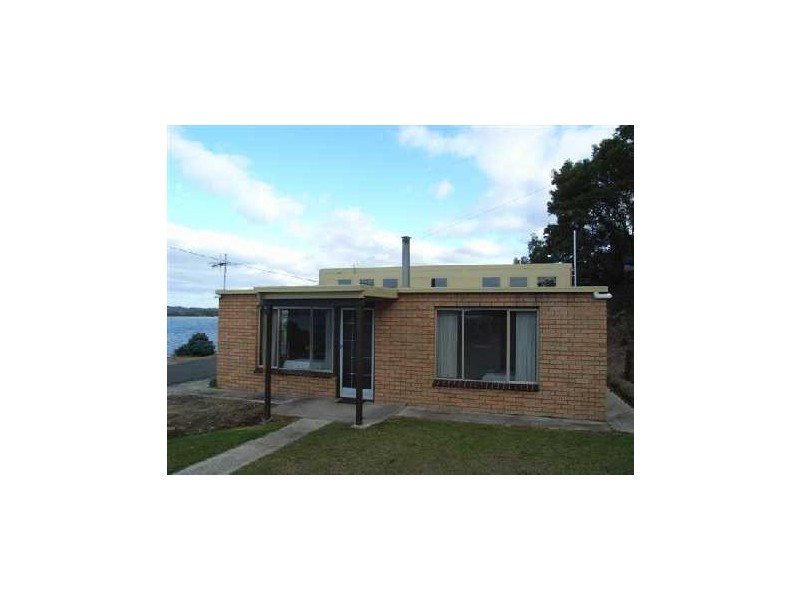 327  Binalong Bay Road, St Helens TAS 7216