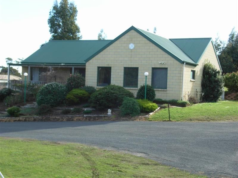 31  Penelope Street, St Helens TAS 7216