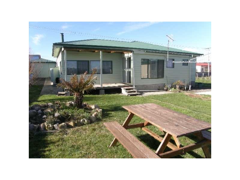 26 Clive Street, St Marys TAS 7215