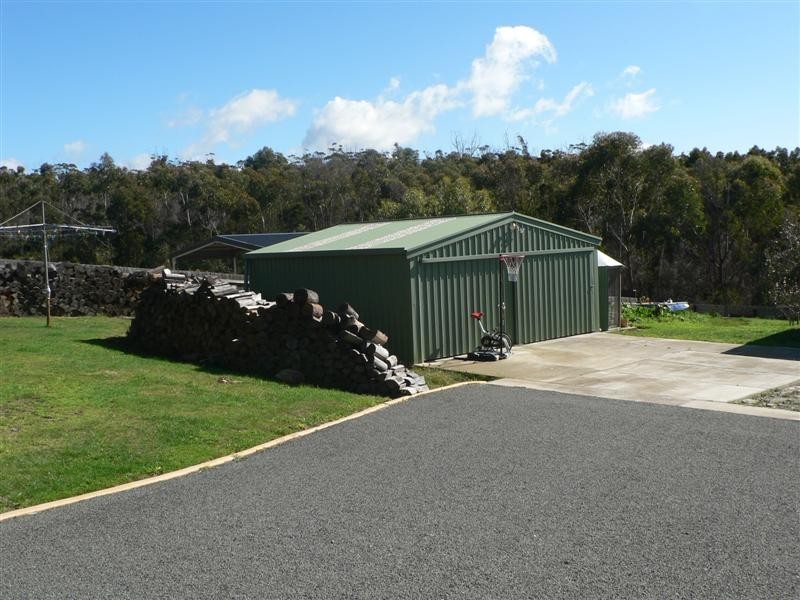 16 Cherrywood Drive, Scamander TAS 7215