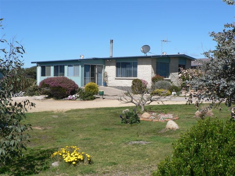 23-25 Scamander Avenue, Scamander TAS 7215