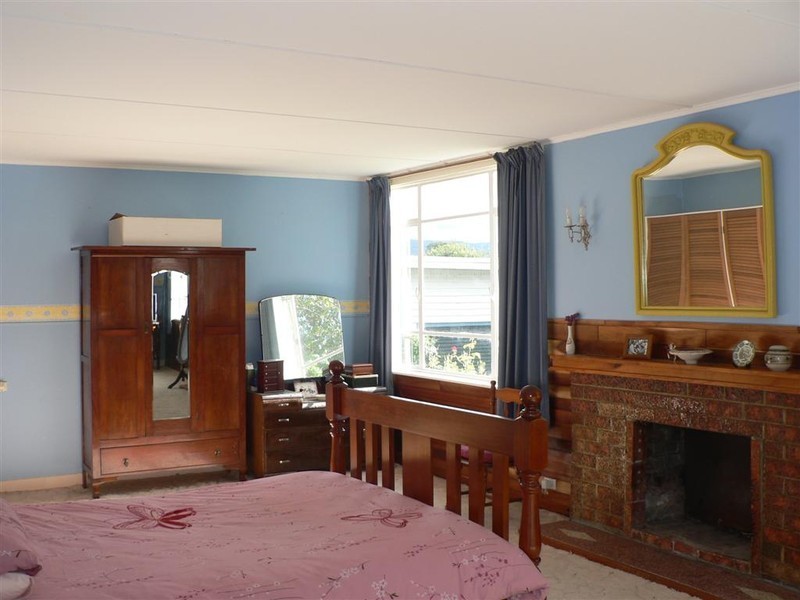 10 Groom Street, St Marys TAS 7215