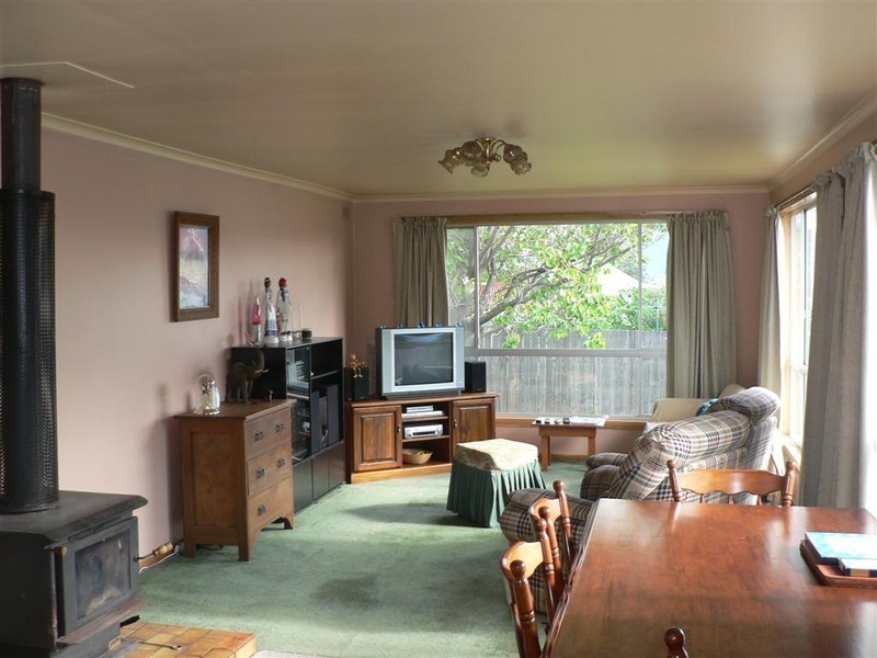 10 Groom Street, St Marys TAS 7215