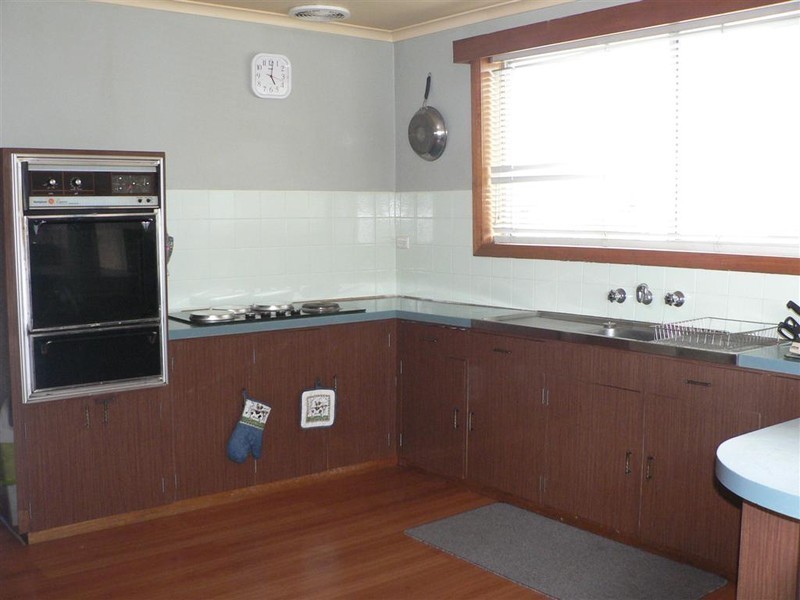 10 Groom Street, St Marys TAS 7215