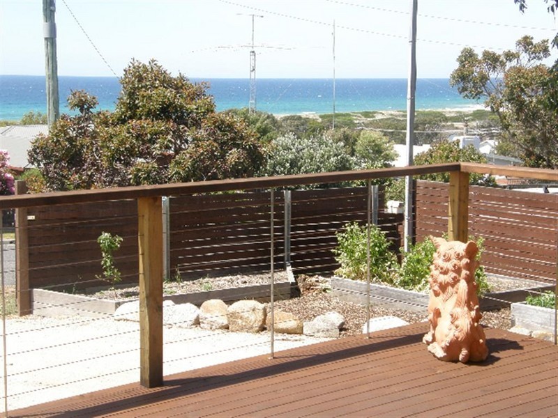 11 Targett Street, Scamander TAS 7215