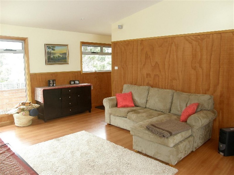 11 Targett Street, Scamander TAS 7215