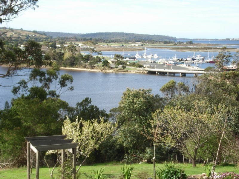 51 Leaside Drive, St Helens TAS 7216