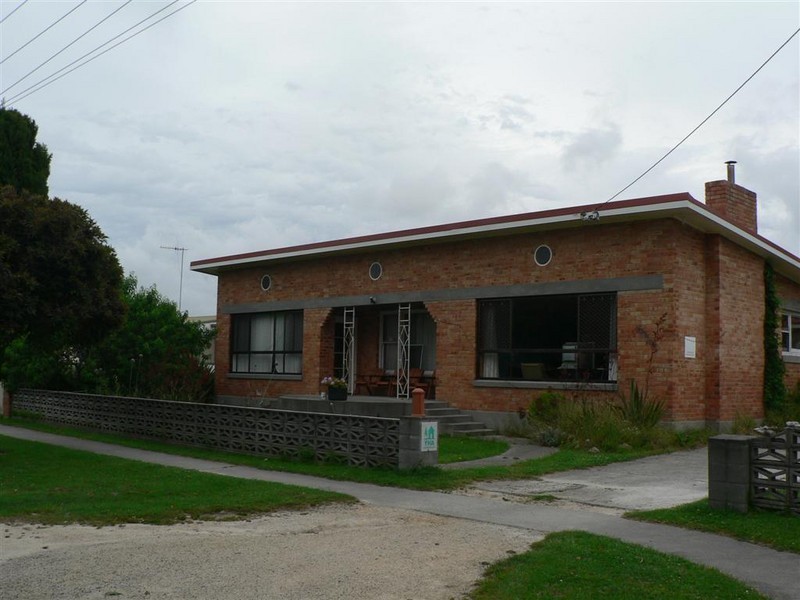 5 Cameron Street, St Helens TAS 7216