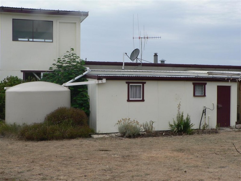 20 Scamander Avenue, Scamander TAS 7215