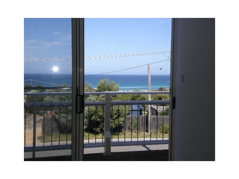 3 Charles Street, Beaumaris TAS 7215